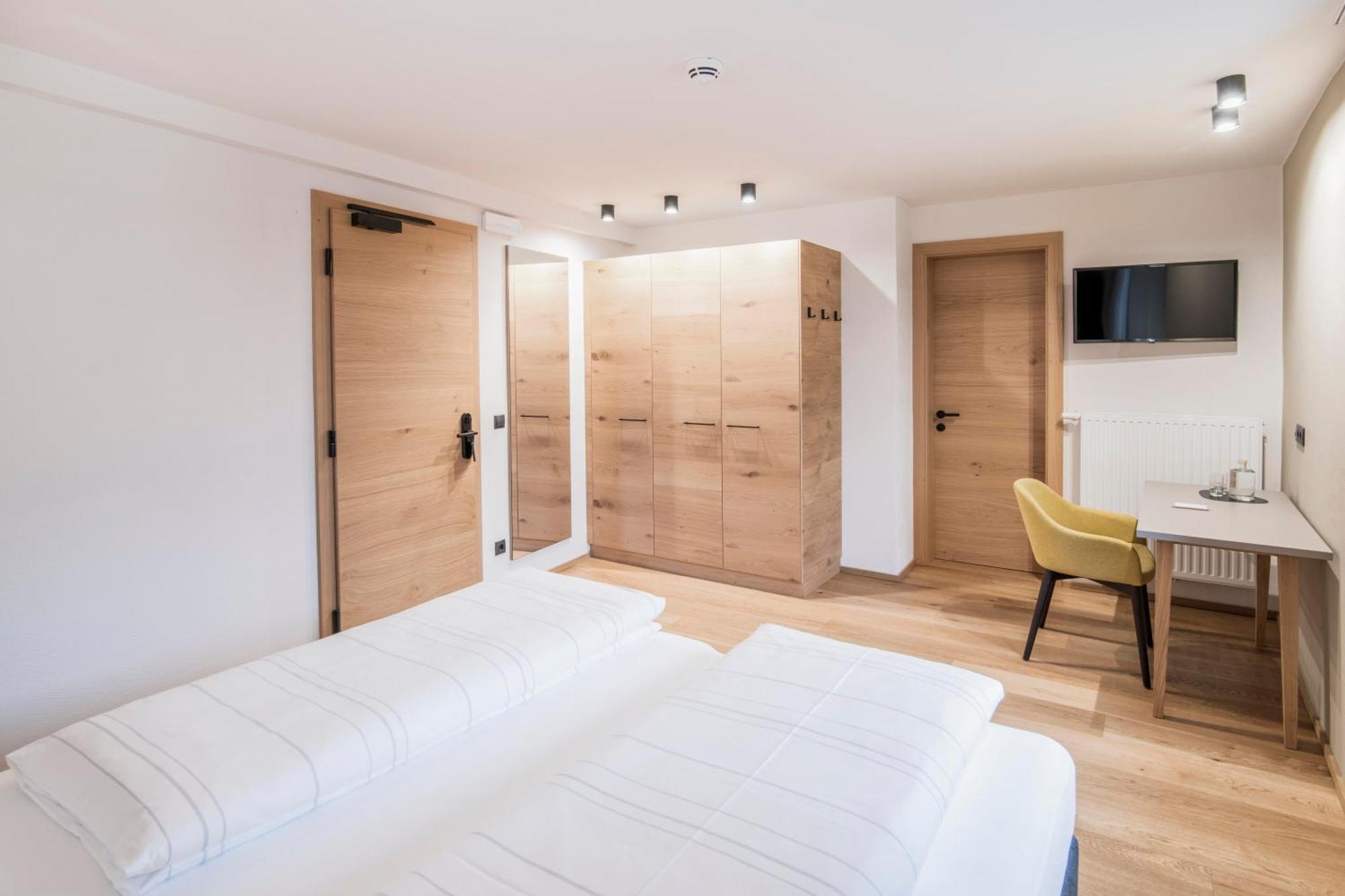 Hotel Wieser Campo di Trens Esterno foto
